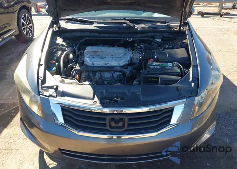 2010 Honda Accord 3.5 Ex-L z USA, uszkodzony, nr VIN 1HGCP3F88AA005757